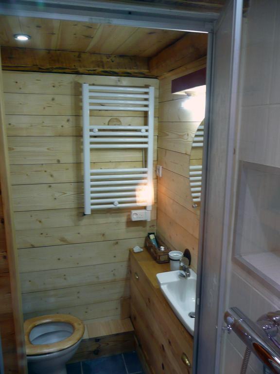 Bed and Breakfast Chalet Bois D'Antan Sainte-Foy-Tarentaise Pokoj fotografie