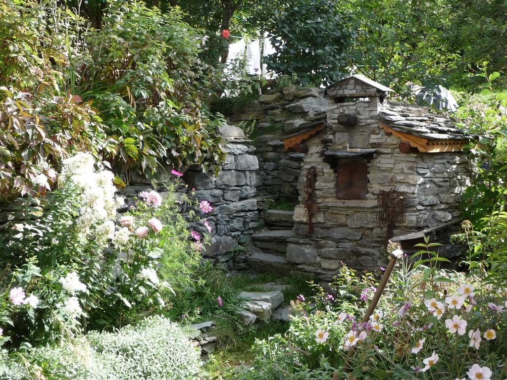 Bed and Breakfast Chalet Bois D'Antan Sainte-Foy-Tarentaise Exteriér fotografie
