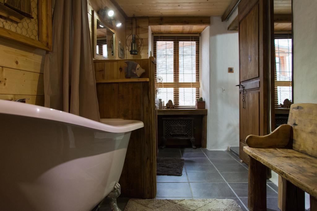 Bed and Breakfast Chalet Bois D'Antan Sainte-Foy-Tarentaise Pokoj fotografie